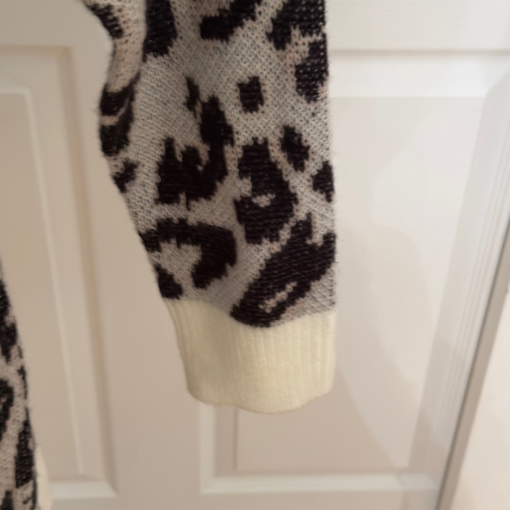 BB DAKOTA Leopard Print Open Front Cardigan Sweater S - Picture 3 of 9